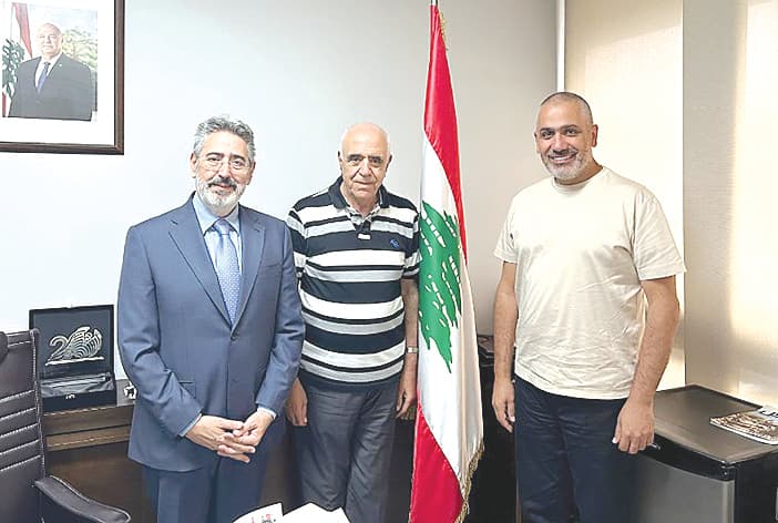 القصيفي يناقش قانون الإعلام الجديد