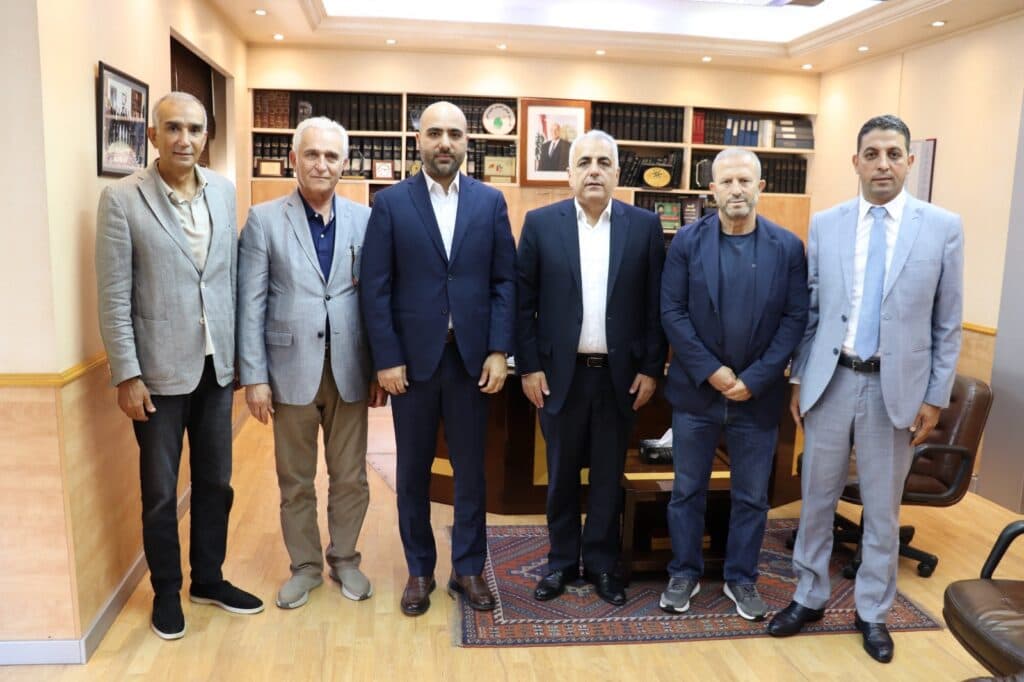 Karkhi hosts unions' delegation at Amal