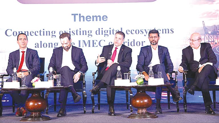 مرفأي بيروت وطرابلس تنضم لنادي موانئ IMEC