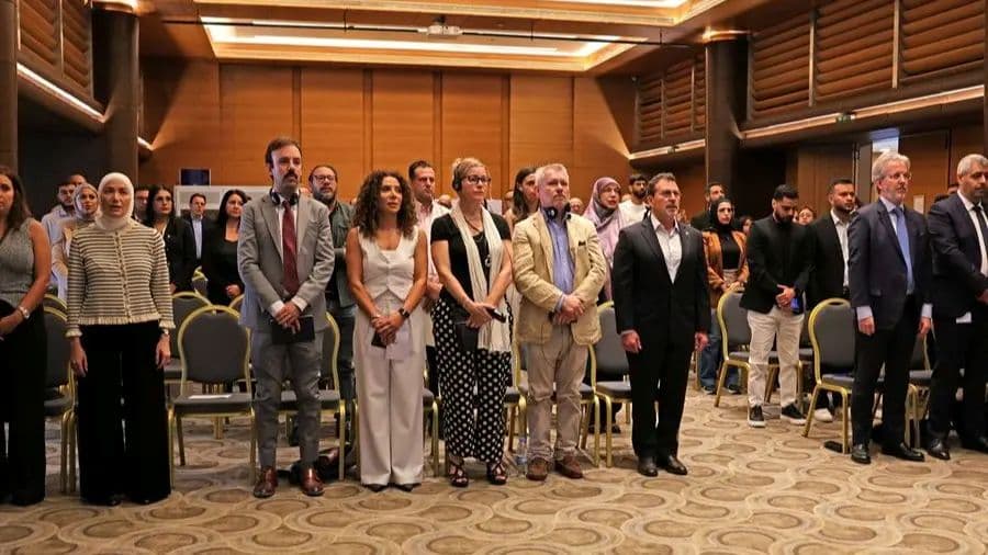 شحادة يطلق دراسة عن التحول الرقمي