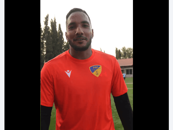 Barado signs Della from JS Saoura