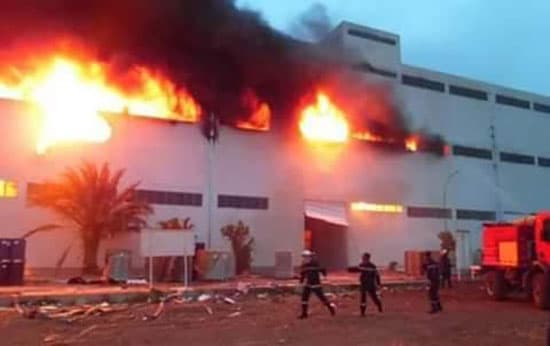 قسنطينة: إصابة 8 أشخاص في حريق بمصنع لتحويل البلاستيك بعين عبيد