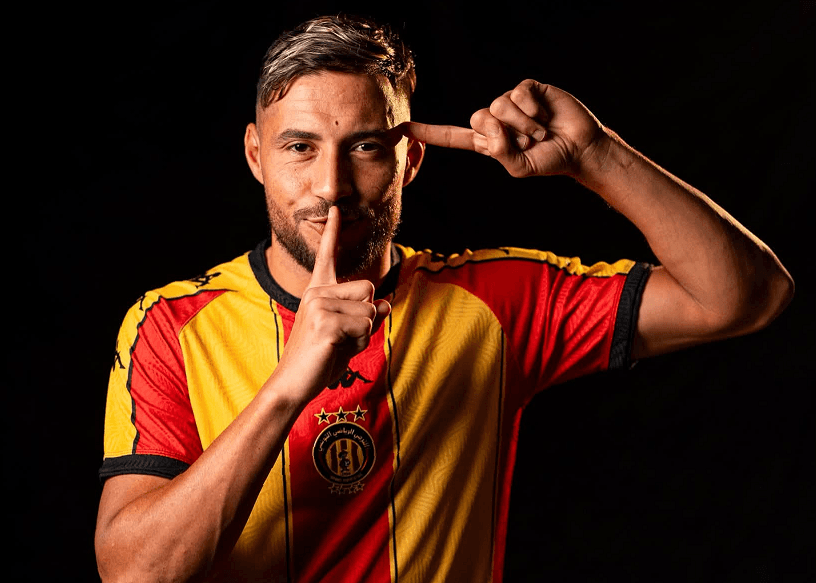 بلايلي يعرض زي الترجي الجديد