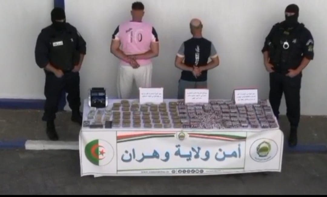 Oran seizes 5kg of "Rocket" pills and arrests dealers
