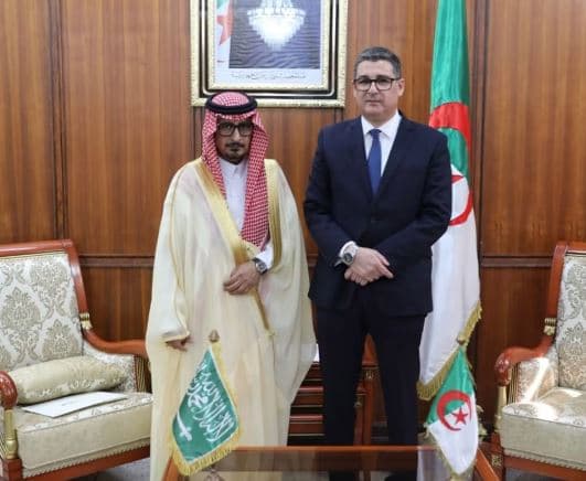 وزير الصحة وسفير السعودية يناقشان التعاون الطبي للحج