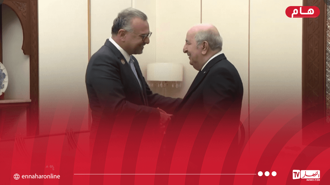 الرئيس يستقبل المستشار الأمريكي لإفريقيا والعرب