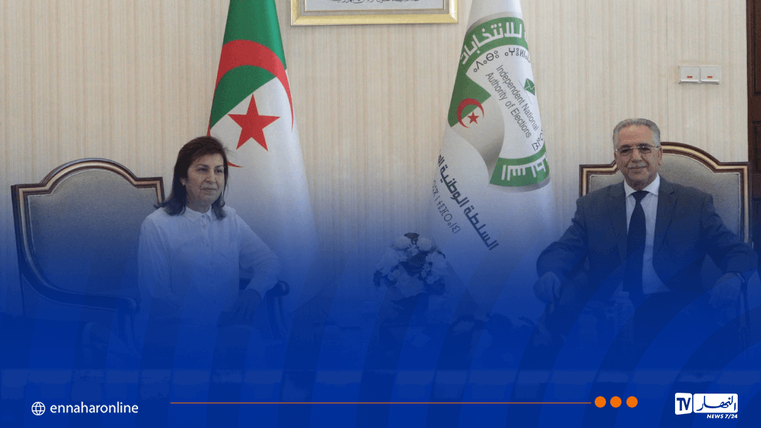 Bride greets Citizens' Free Front leader