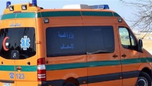 حادث يؤدي إلى إصابة 3 شباب في قنا