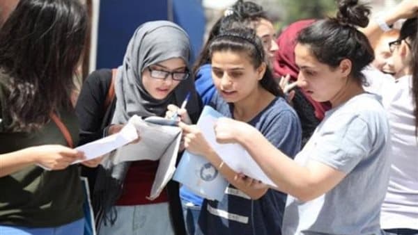 ائتلاف أولياء الأمور يوضح عيوب تجميع طلاب الثاني الثانوي