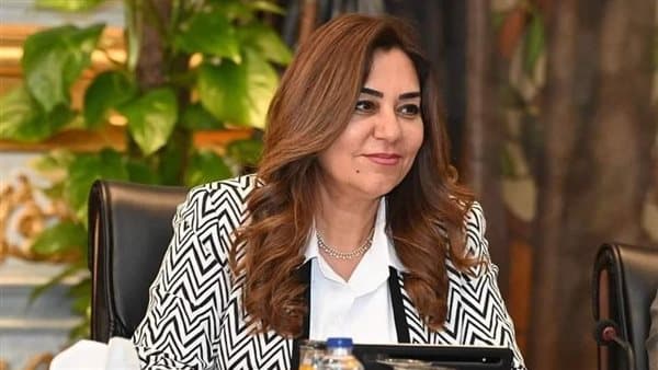 منال عوض تطالب بحماية المساحات الخضراء