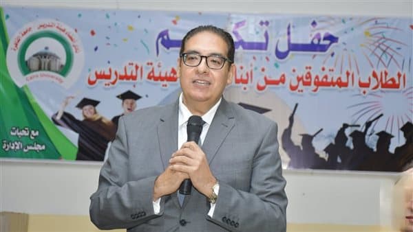 Cairo University President appoints college leaders