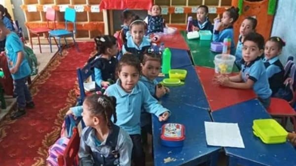 توزيع منهج الإنجليزية لرياض الأطفال 2027