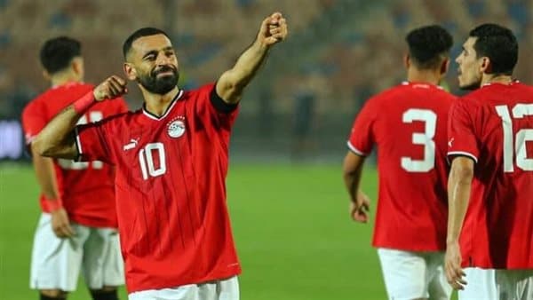 موتسيبي يطالب بمواهب كصلاح