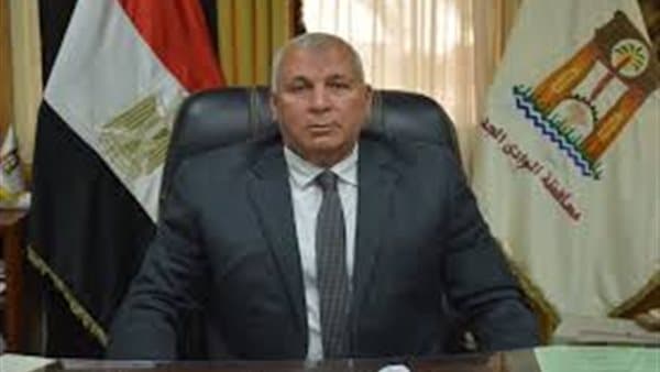 محافظ مطروح يعلن تكريم أوائل الشهادات