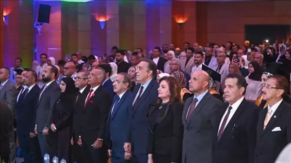 جامعة مصر للتكنولوجيا تودع دفعة 25 بكلية طب الأسنان