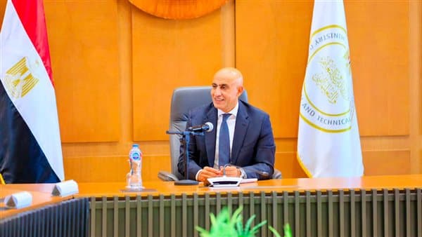وزير التعليم يفرض غرامة على تدمير أثاث مدرسة ببني سويف