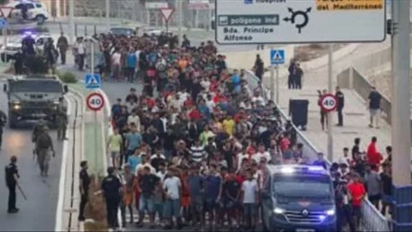 المغرب يعلن مقتل 11 في هجرة غير شرعية إلى سبتة