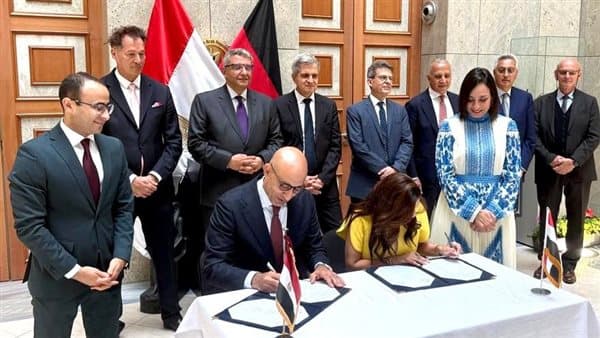 Egyptian-German tech schools signed