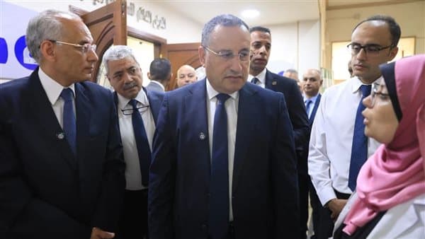 قنصوة يدعو لنقل البحث العلمي من نشر إلى تطبيق
