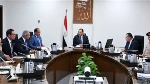 PM reviews new academic year prep