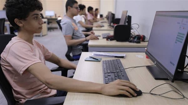 إجراءات الحد من الاغتراب بين الجامعات للمرحلتين