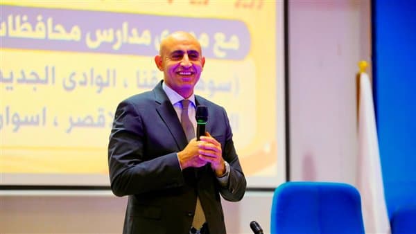 وزير التعليم يهدف لخفض ضعاف القراءة إلى الصفر