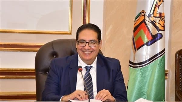 جامعة القاهرة تنهي ترشيحات عميد الآداب