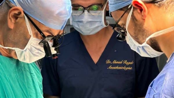 جامعة المنصورة تجري جراحة قلب طارئة لمولود عمره يوم
