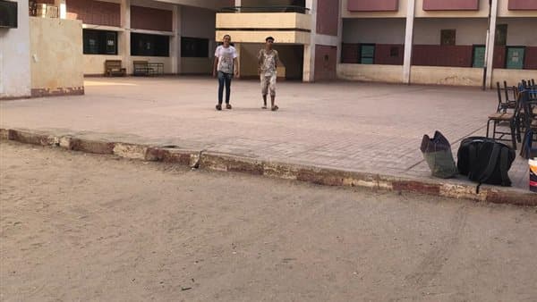 وكيل التعليم في القاهرة يلبي طلبات أولياء أمور طارق نور الدين