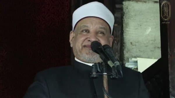 Al-Azhar Preacher Emphasizes Education and Values