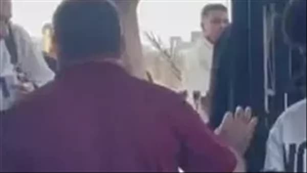 Student barred at Benha University due to ripped pants