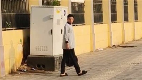 طالب يُمنع من دخول المدرسة في الجيزة في أول يوم