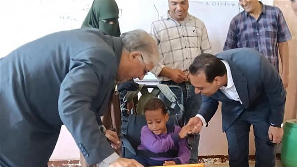 Qena Deputy Governor honors Child Hatem Saadawi