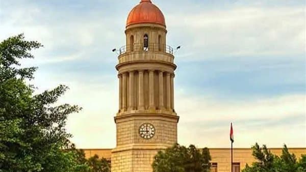 جامعة القاهرة توسع قصر العيني