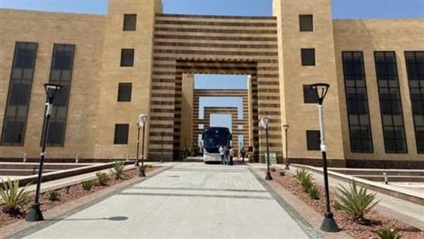 جامعة جنوب الوادي ترد على أزمة نقل الطلاب
