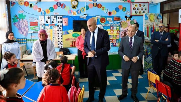 Abdul Latif highlights teachers' vital role in education