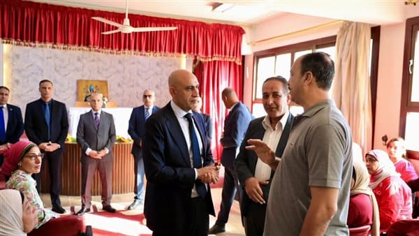 حوار عبداللطيف مع معلمي البكالوريا