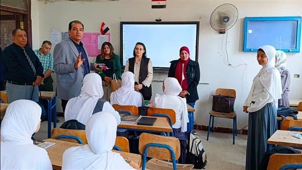 Fayoum Education Agent Monitors Ain Shams Girls' Study
