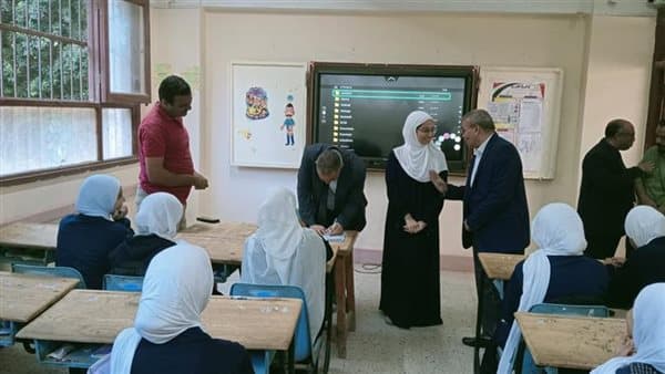 Assiut Education Awards Sadfa Students