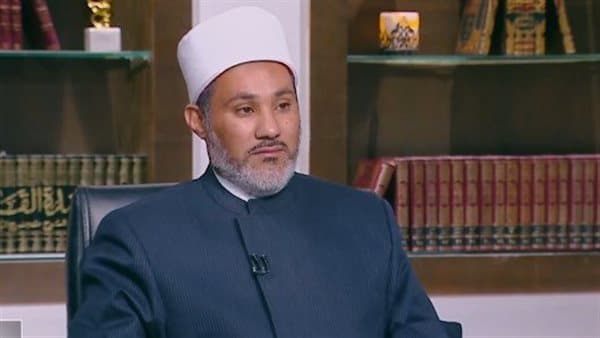 هل سماع إجابة زميلك أثناء الامتحان غش