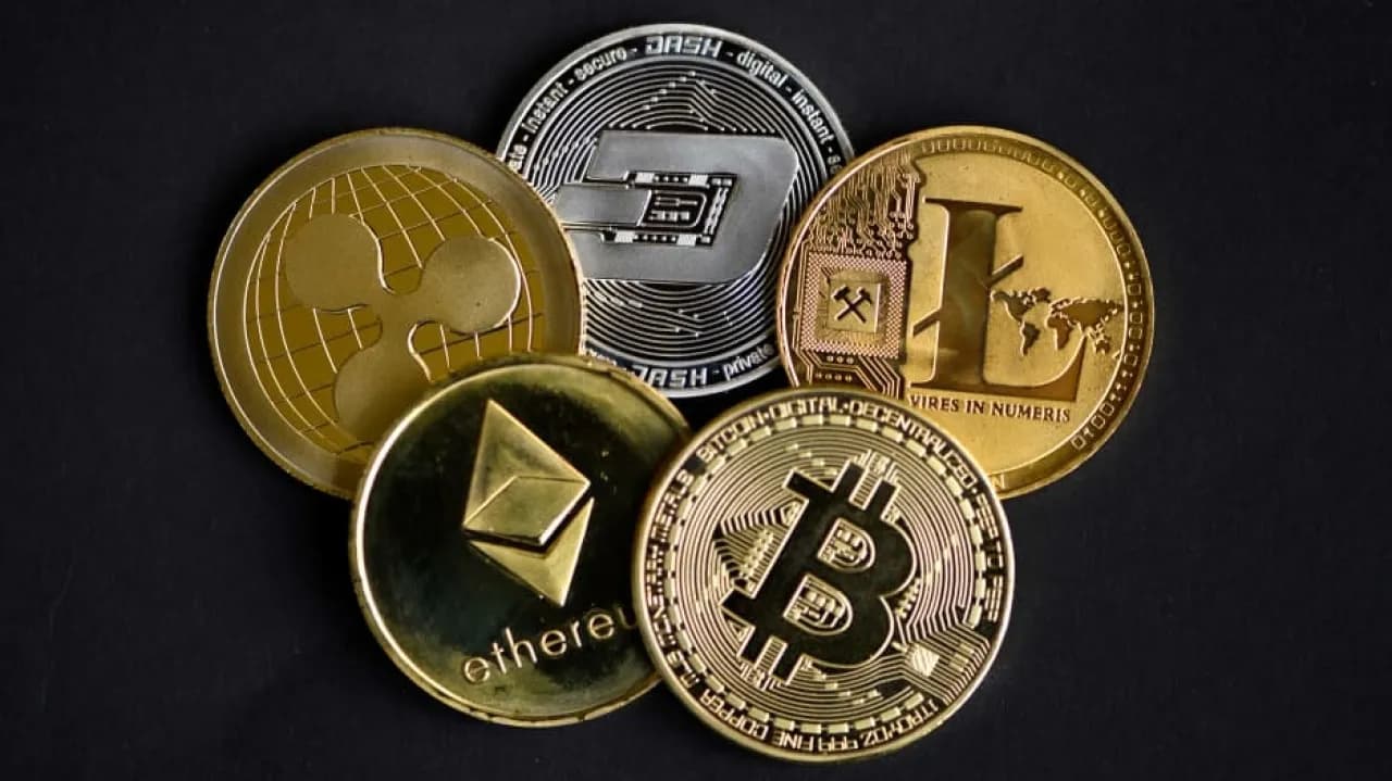 تعهد أمريكي – بريطاني بدعم العملات المشفرة المستقرة