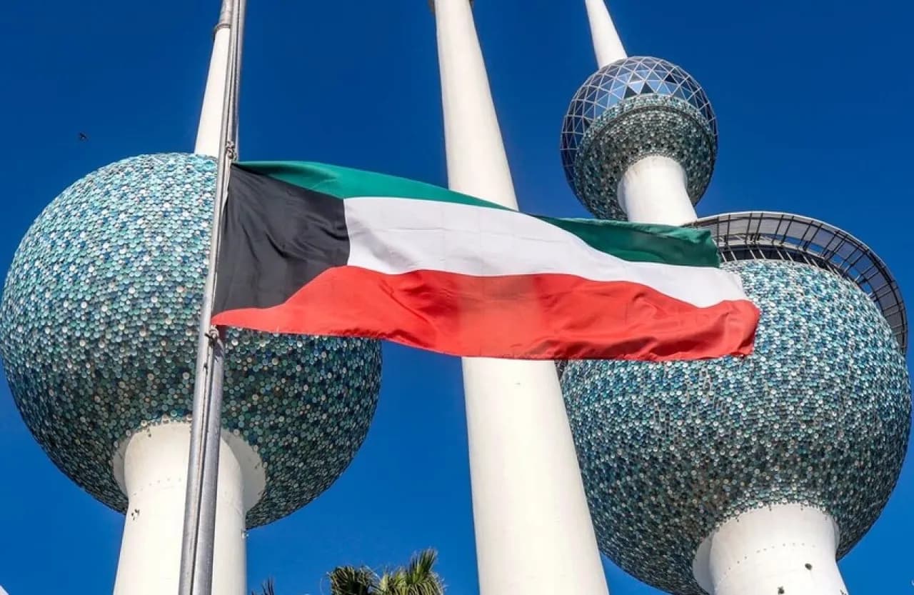 Power station fire in Kuwait after Iranian attack