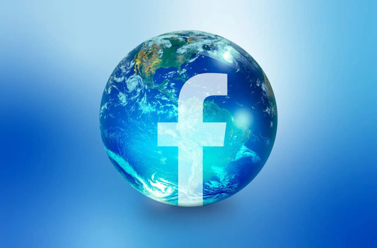 Facebook experiences global outage
