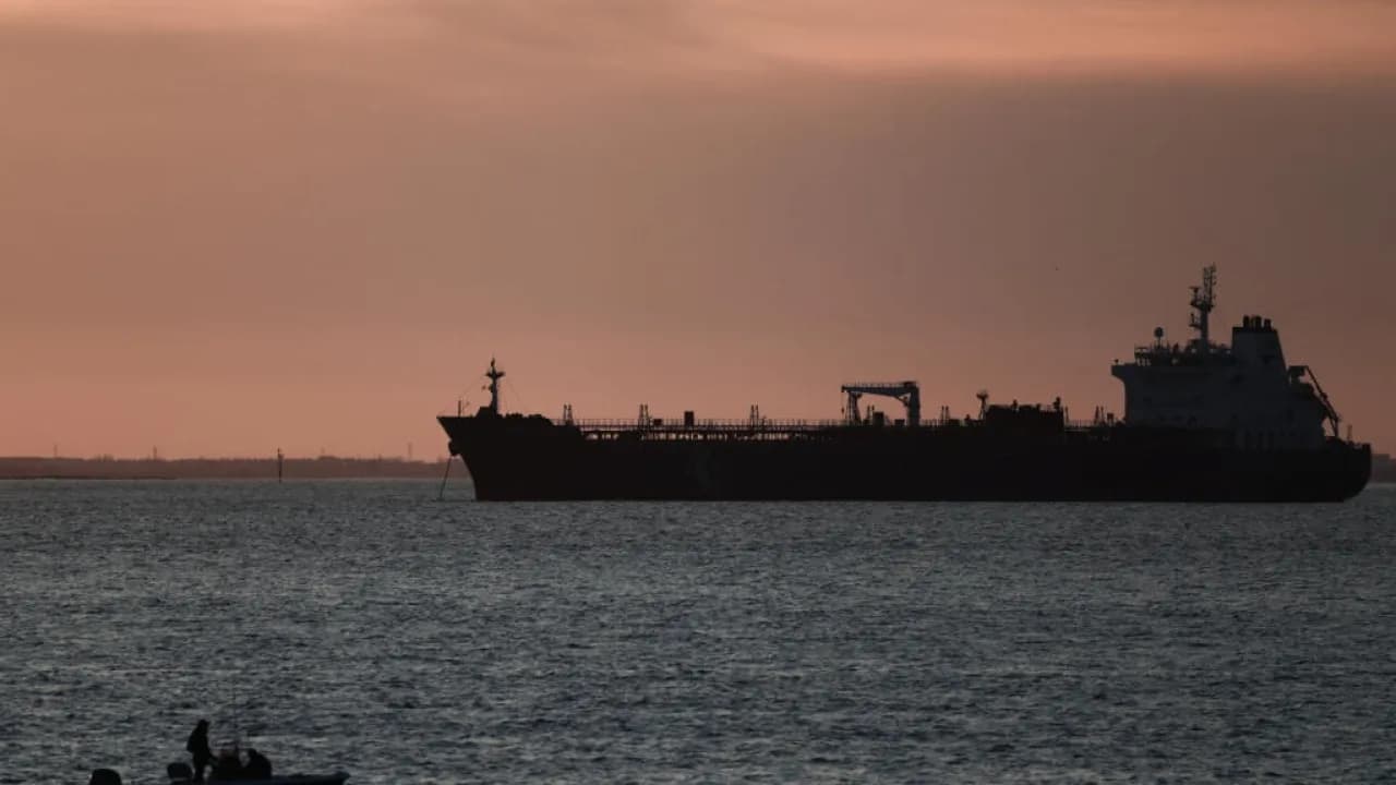 Gulf oil exports grow despite Hormuz slowdown