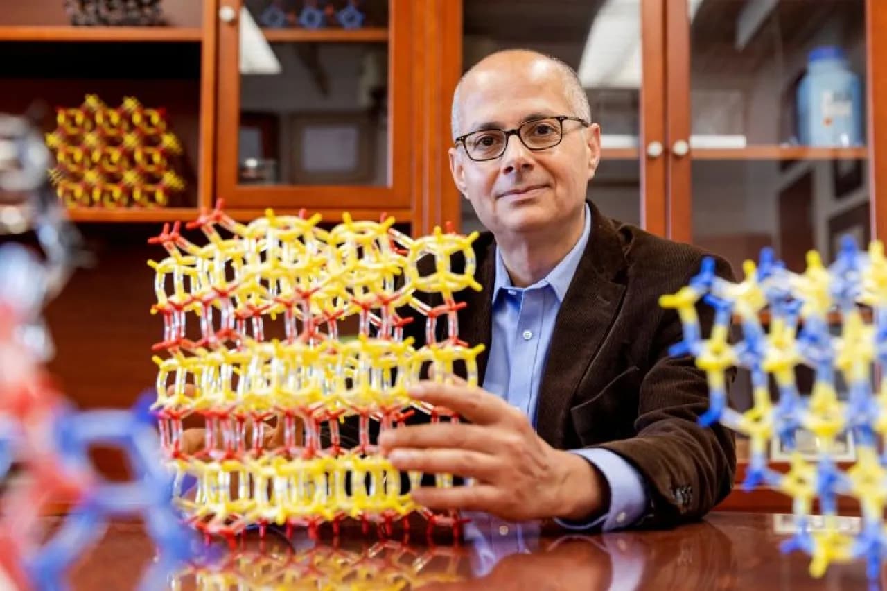 US Scientists Leave for China