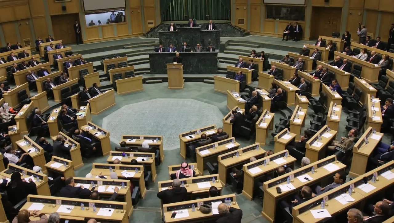 Parliament reviews consumer agencies