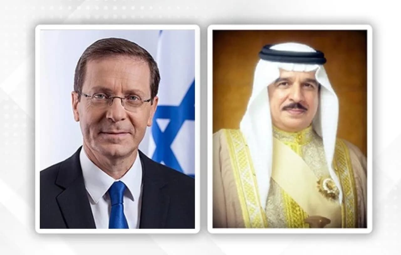 Israeli president talks regional issues with Bahrain king