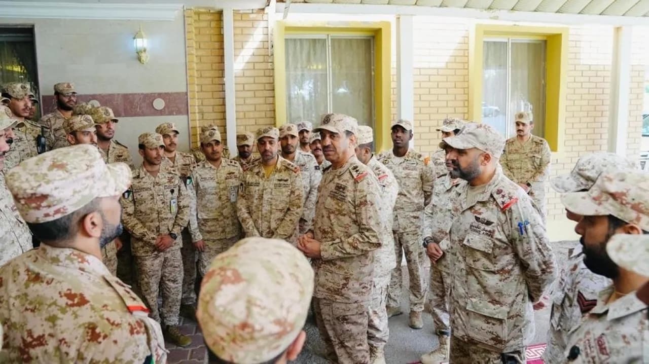 Kuwaiti Army Welcomes Volunteers