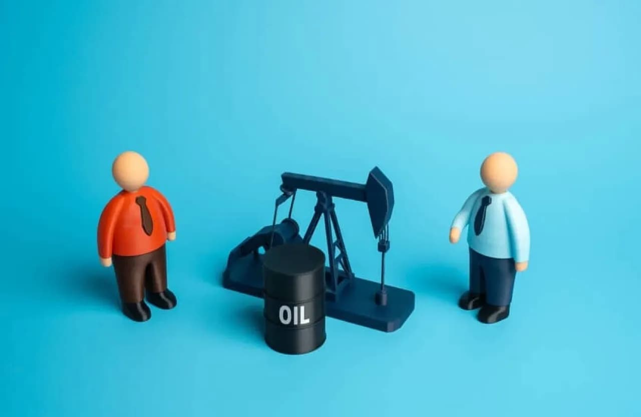 Oil rises over $90 amid Middle East Tensions