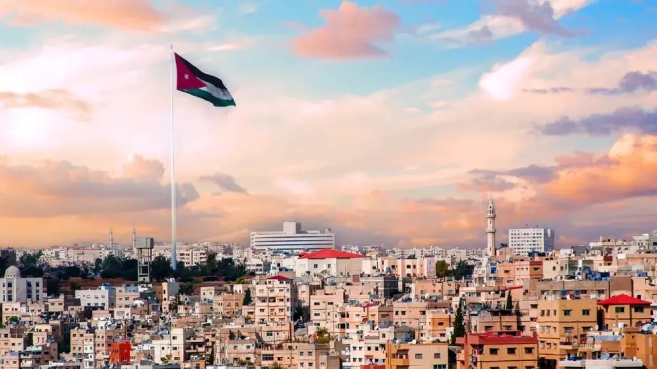 موجة حارة تستمر الأربعاء وتخف الخميس